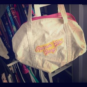 SMDS Runner Girl Gang Duffle